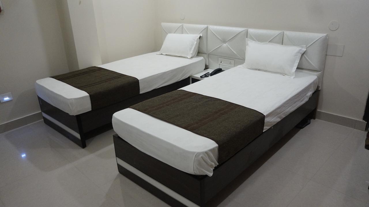 Jalpāiguri Hotel Golden Tulip المظهر الخارجي الصورة